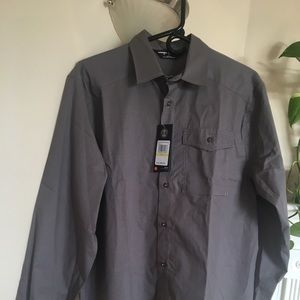 NEW WITH TAG UNDER ARMOR DRESS Shirts